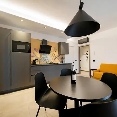 公寓 Apartmentsgarda 加尔达