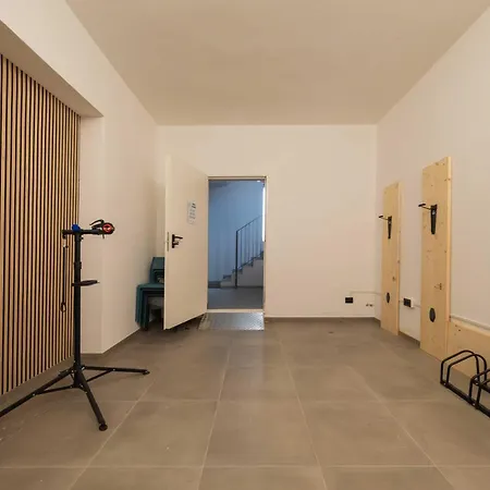 Apartmentsgarda 加尔达